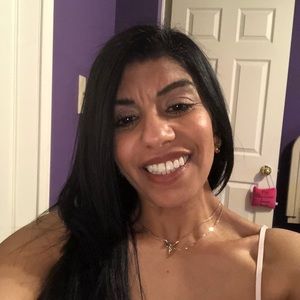 Meet your Posher, Nelisha